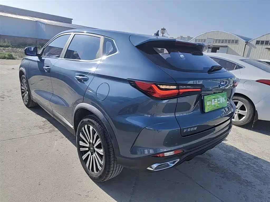 Changan Oshan X5 1.6 L CVT Premium