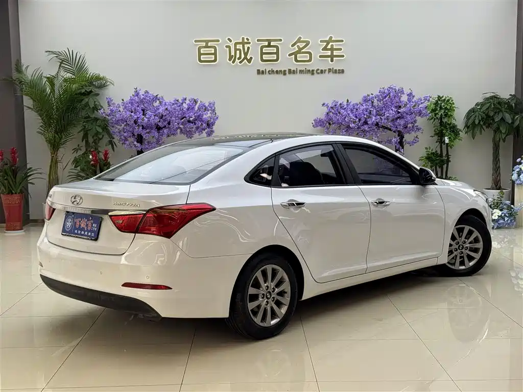 Mistra 1.8 L Auto Intelligent GLS