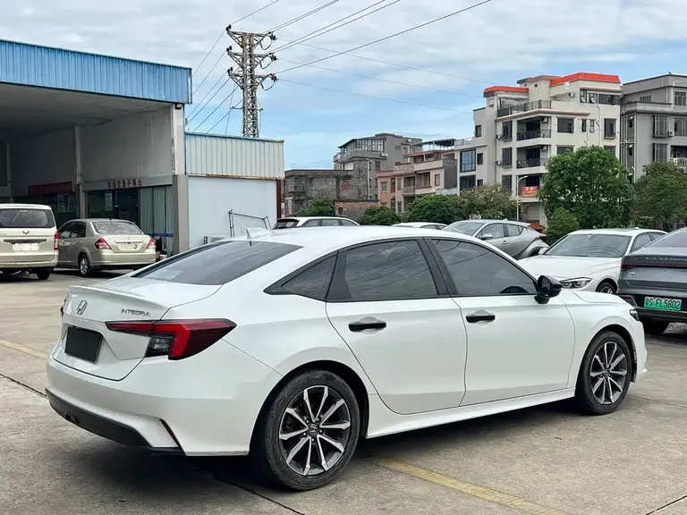 Honda Integra 240 TURBO CVT Smart Enjoyment
