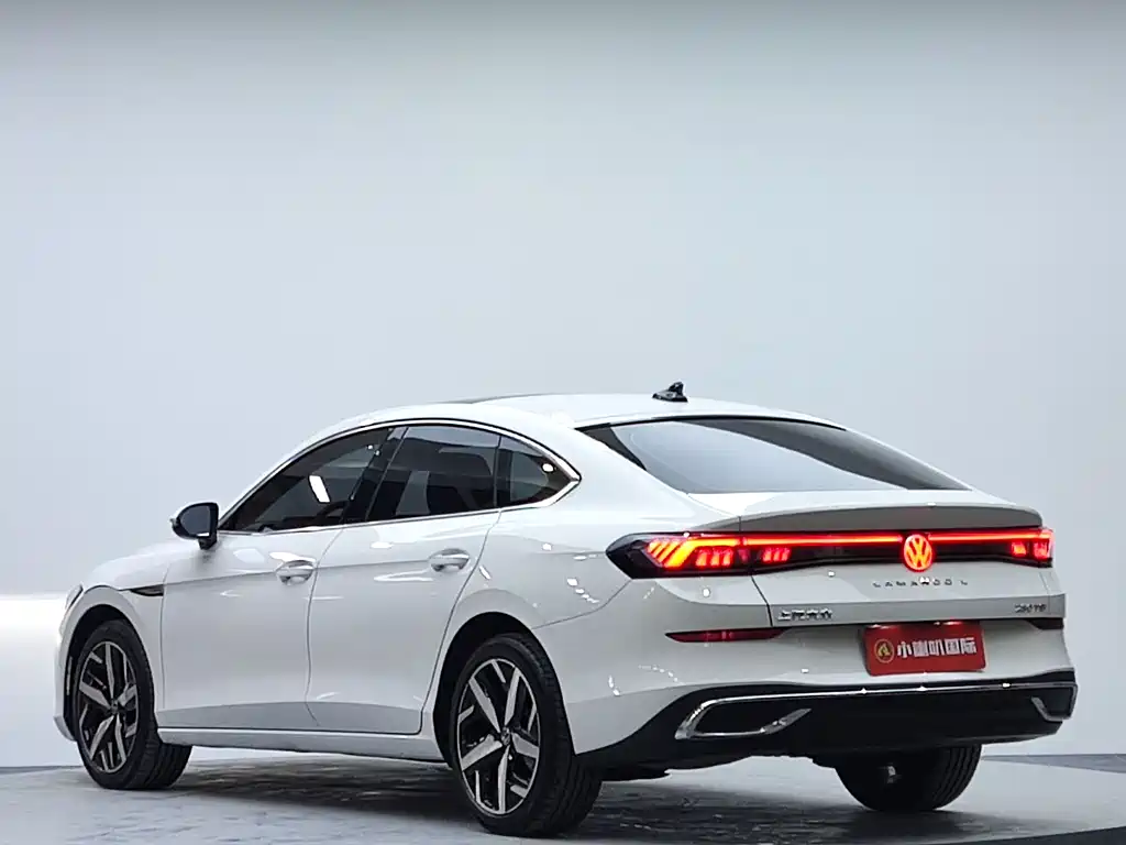 Lamando Lamando L 280 TSI DSG Spicy Cool