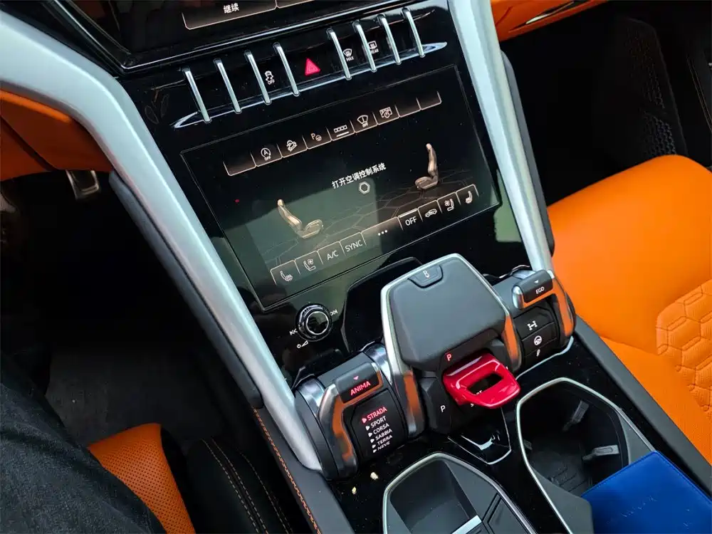 Urus 4.0 T V8