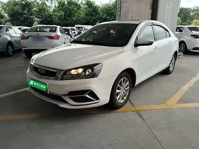 Geely Emgrand 1.5 L CVT Luxury
