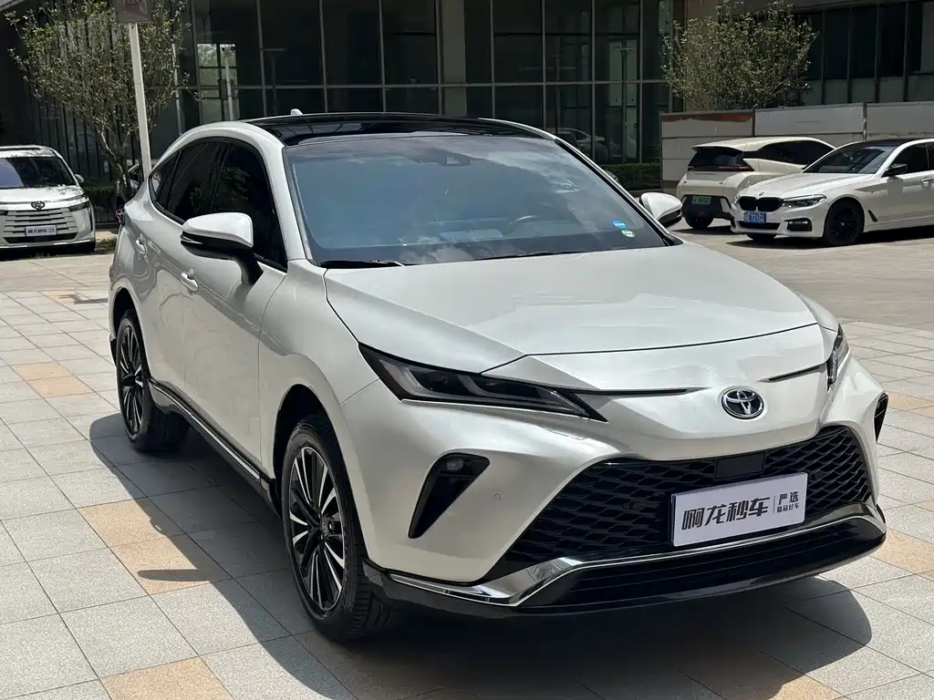 Venza 2.0 L CVT 2 WD Distinguished