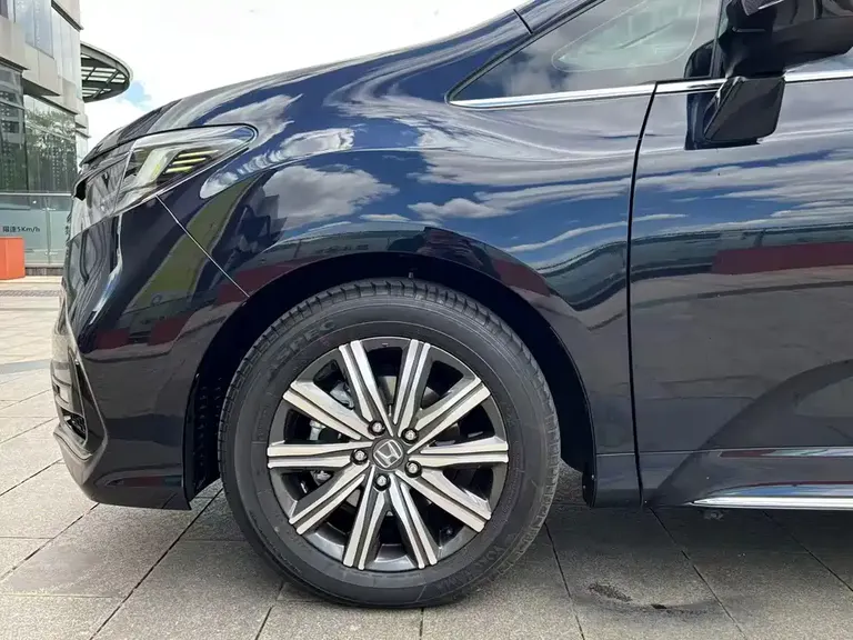 Honda Odyssey 2.0 L e:HEV Sharp· Joy
