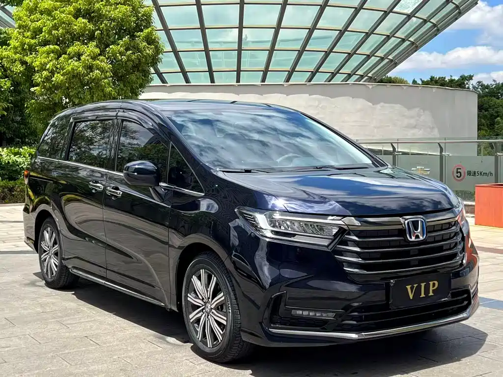 Odyssey 2.0 L e:HEV Sharp· Joy