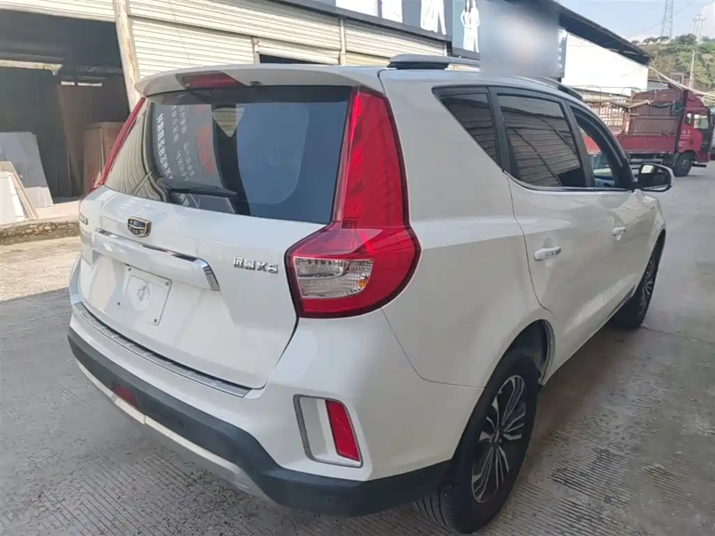 Vision X6 1.3 T CVT Flagship