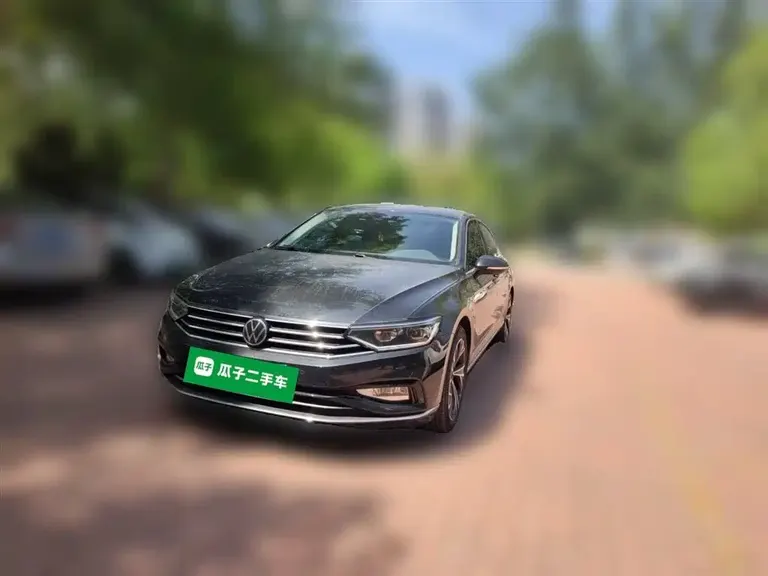 Volkswagen Magotan 330 TSI DSG Luxury