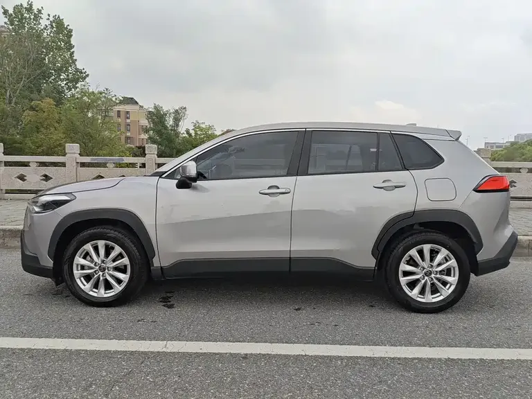 Toyota Corolla Cross 2.0 L Premium