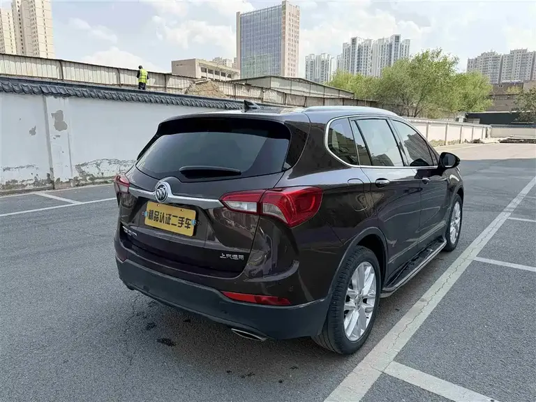 Buick Envision Plus 28 T 4 WD Luxury