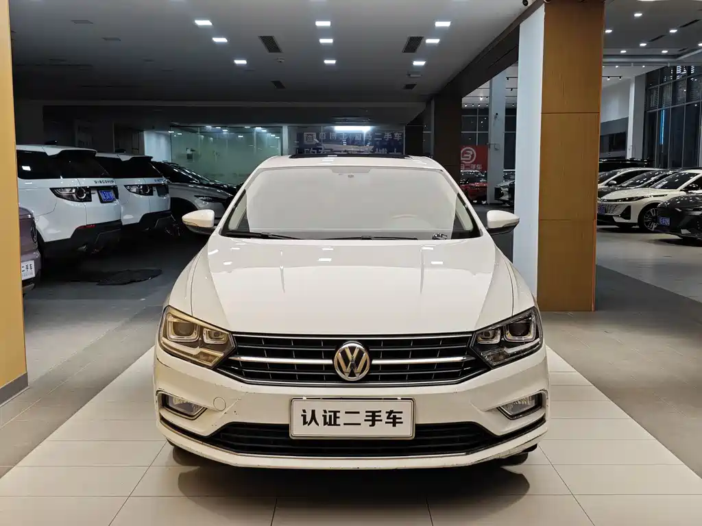 Bora 1.5 L Auto Comfort
