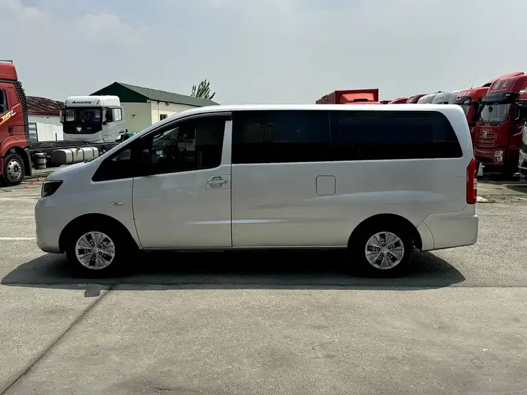 JAC Refine M3 PLUS Maker 1.8 L Luxury Smart