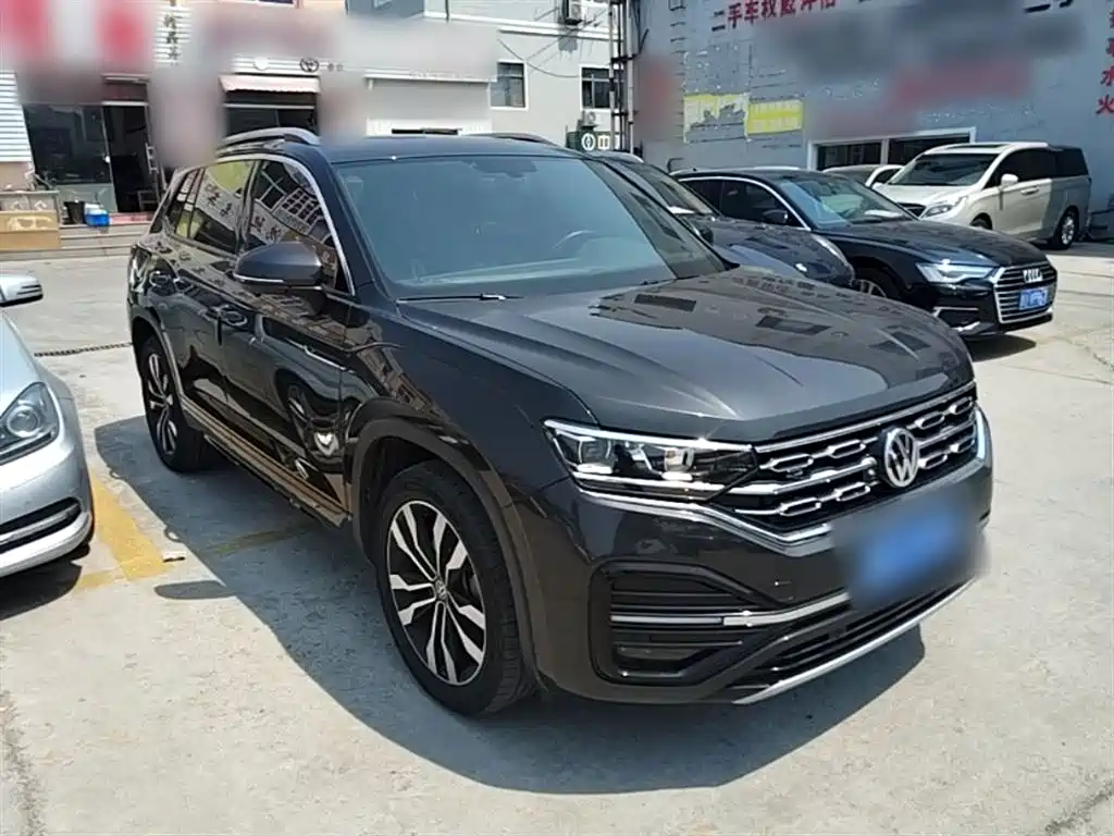 Tayron 380 TSI 4 WD R-Line Connected