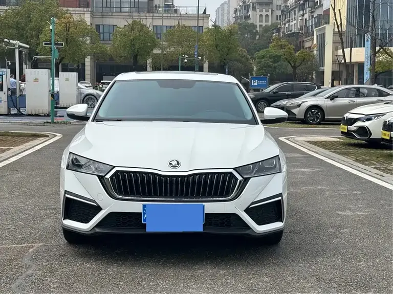 Skoda Octavia Facelift PRO TSI280 Premium