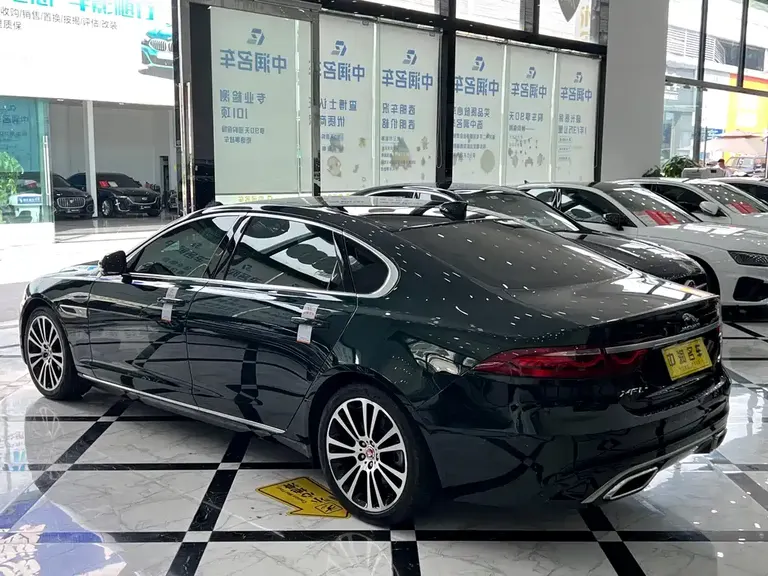 Jaguar XFL 2.0 T P250 2 WD Premium Luxury