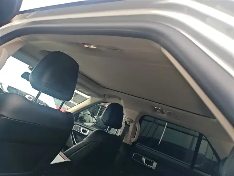 Ford Explorer EcoBoost 285 4 WD Style plus 7-seat