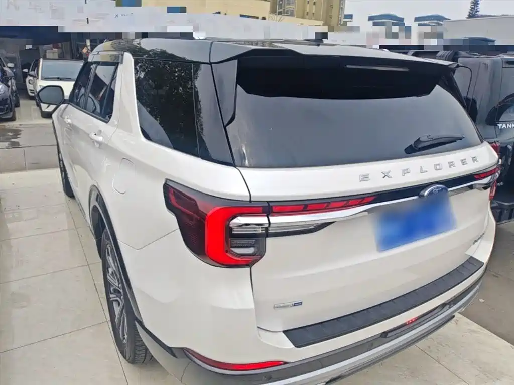 Explorer EcoBoost 285 4 WD Style plus 7-seat