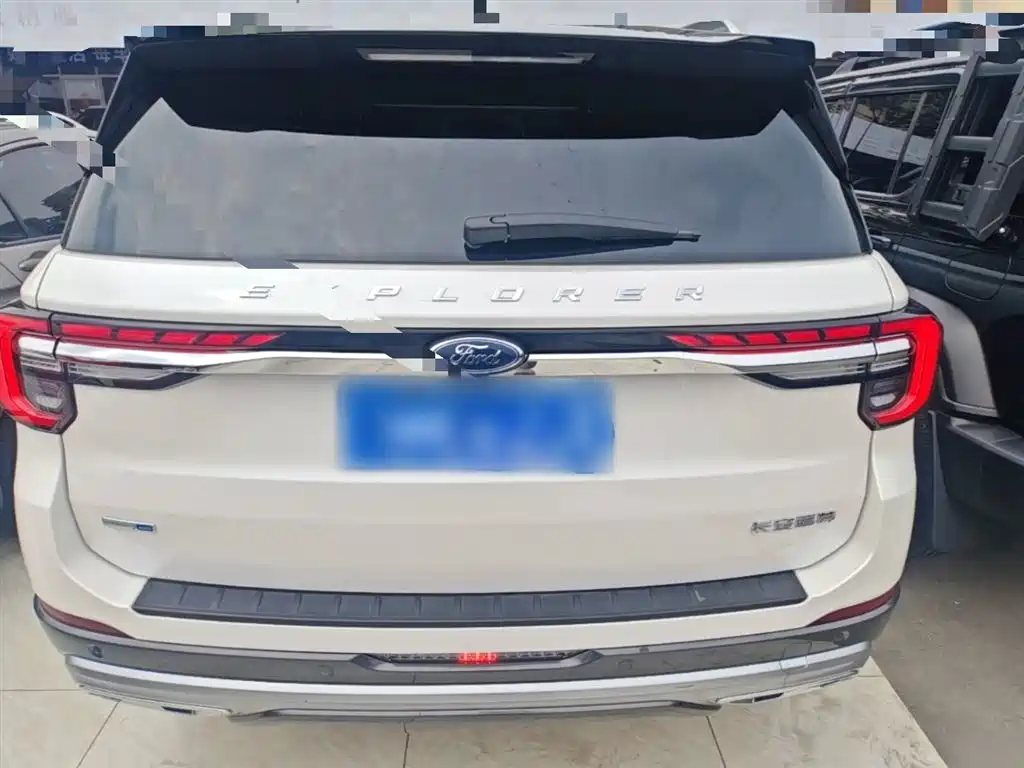 Explorer EcoBoost 285 4 WD Style plus 7-seat