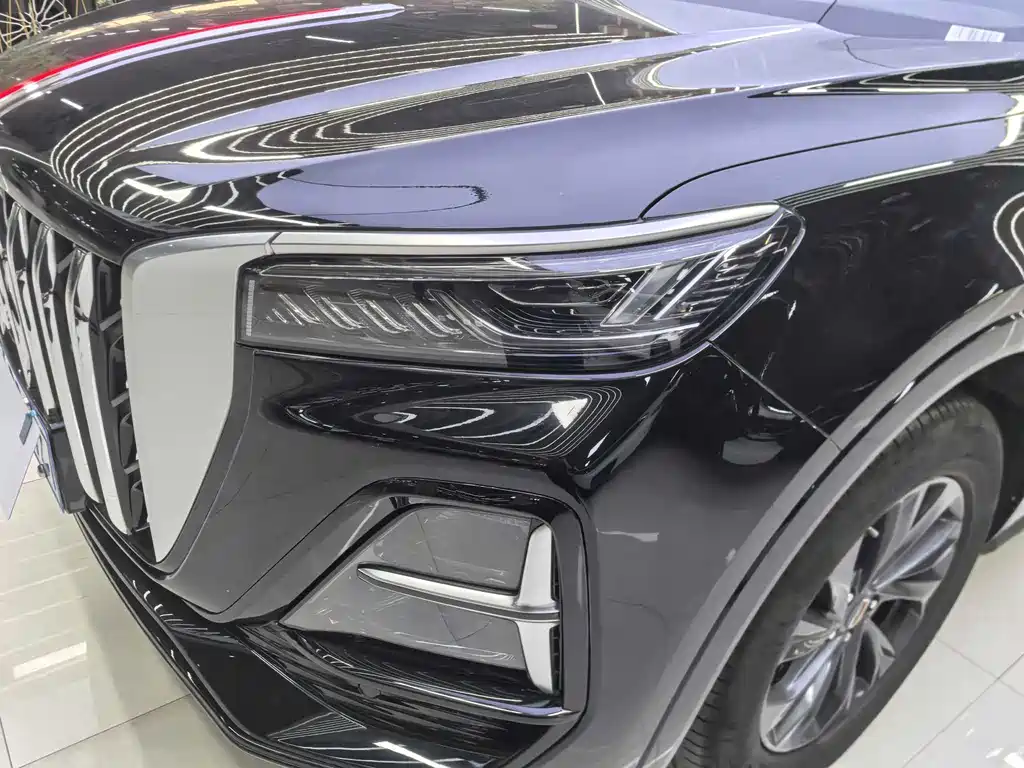 Hongqi HS5 2.0 T Flagship Enjoyment Pro