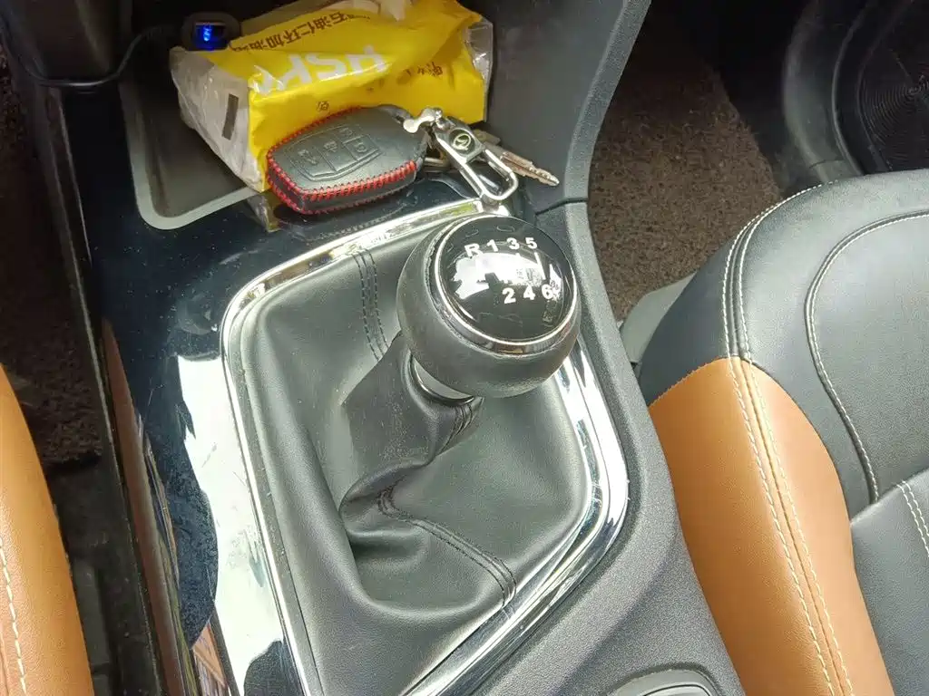Soueast DX7 1.5 T Manual Triumph
