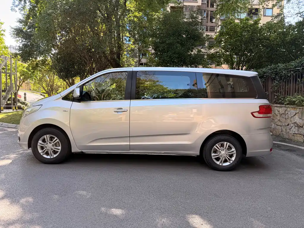 Maxus G10 PLUS 2.0 T Auto Executive