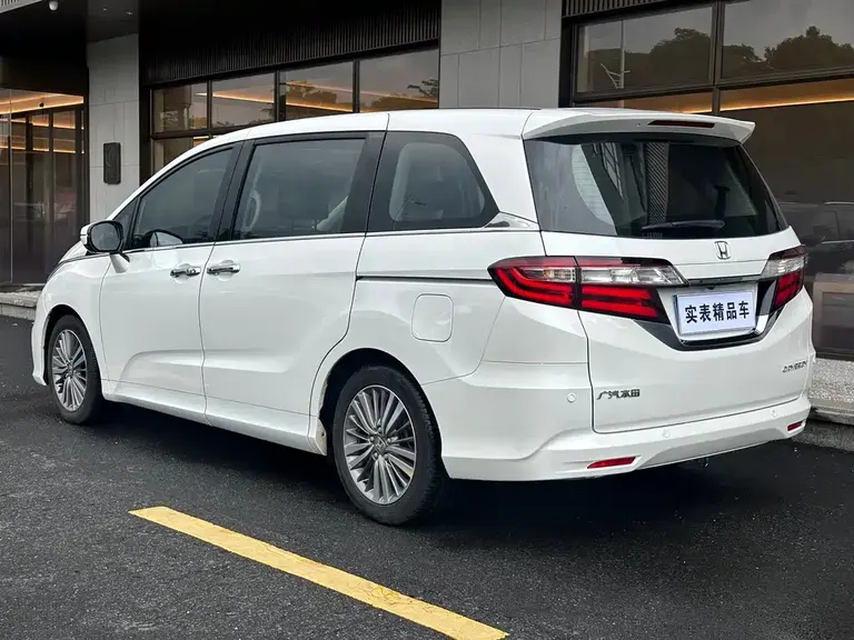 Honda Odyssey 2.4 L Luxury