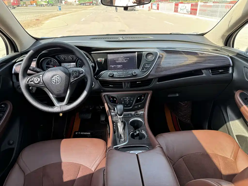 Envision Plus 28 T 4 WD Elite