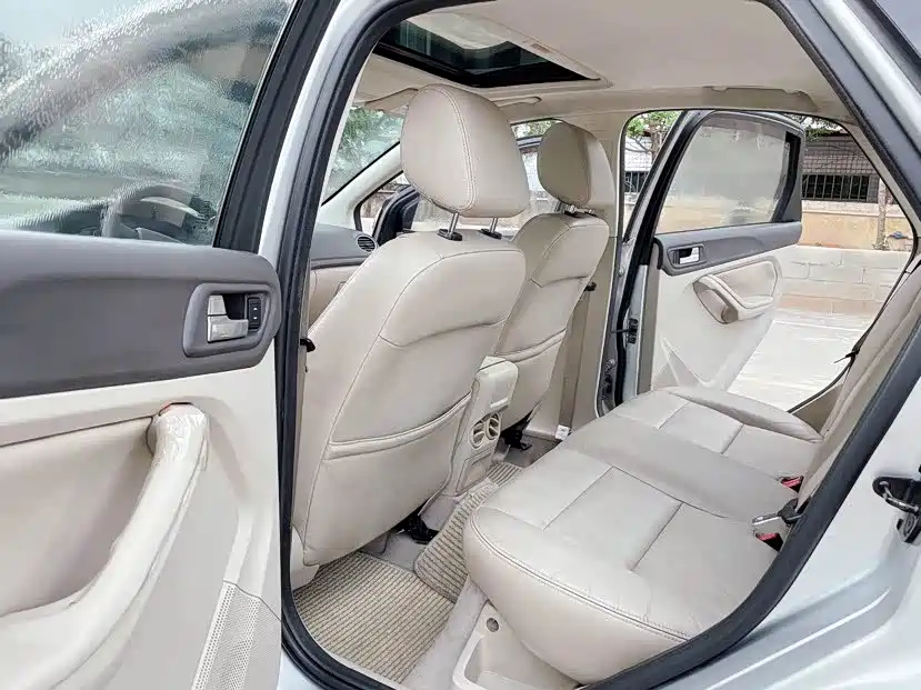 Focus Sedan 1.8 L Auto Fashion