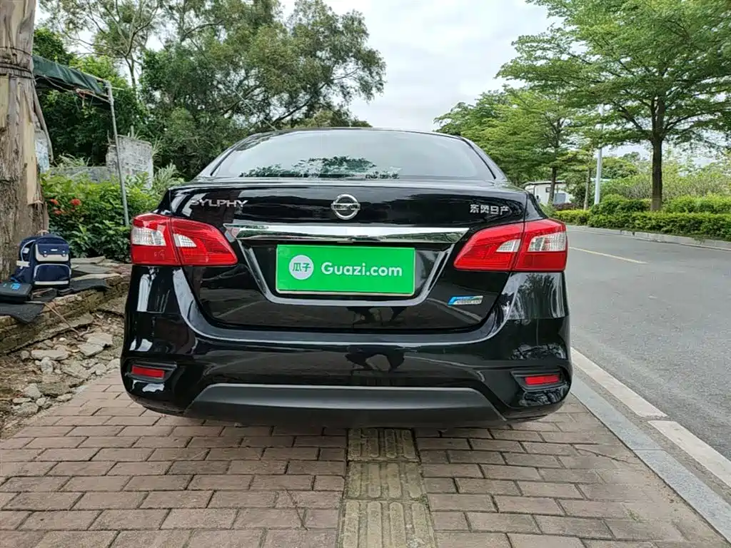 Sylphy 1.6 XV CVT Connected Premium CN-VI