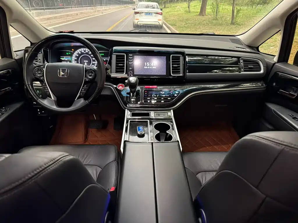 Elysion 2.0 L Hybrid Luxury