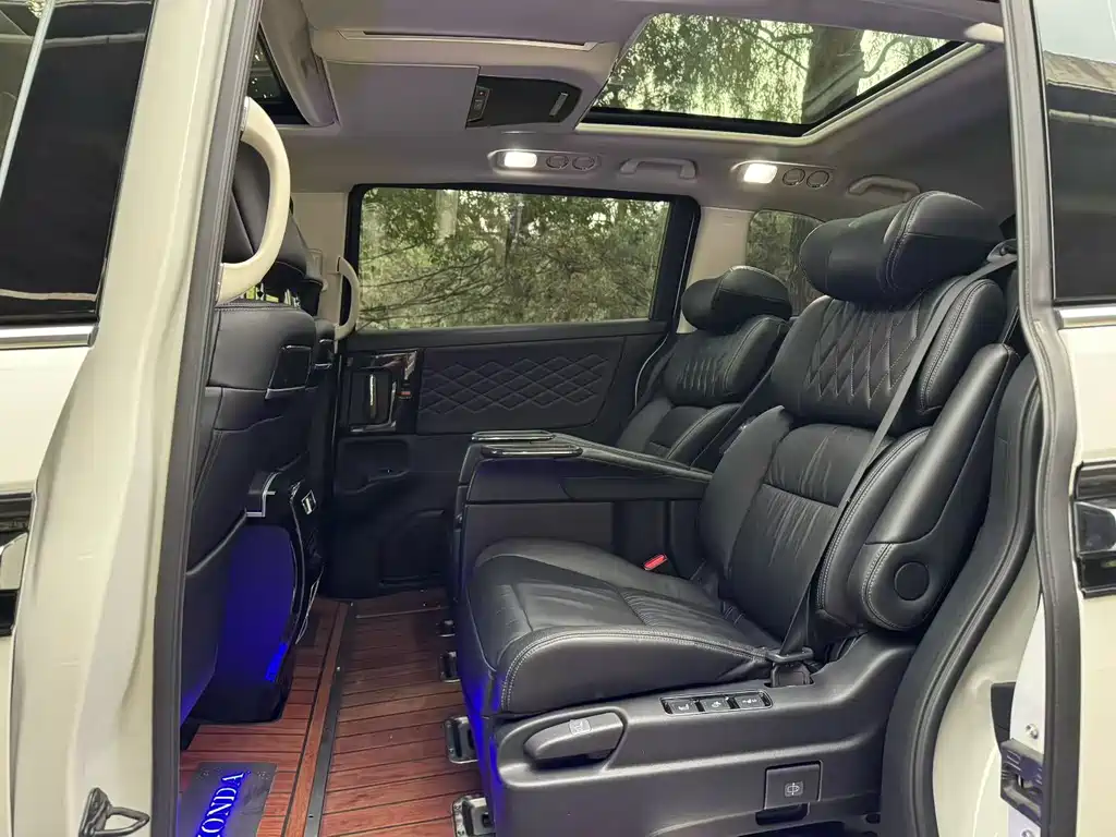 Elysion 2.0 L Hybrid Luxury