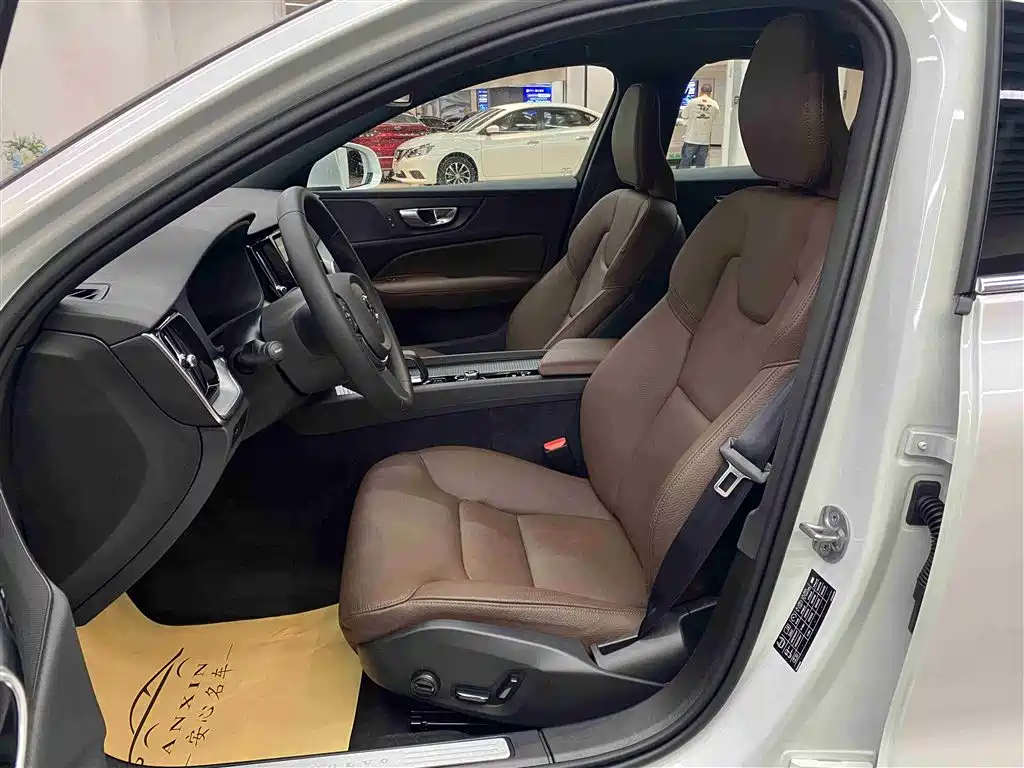 Volvo S60 B4 Smart Ease Luxury