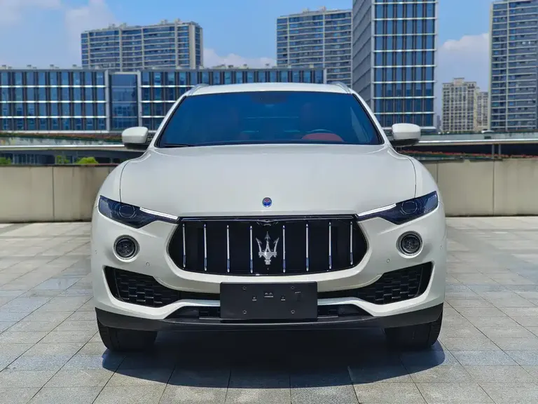 Maserati Levante 3.0 T Standard
