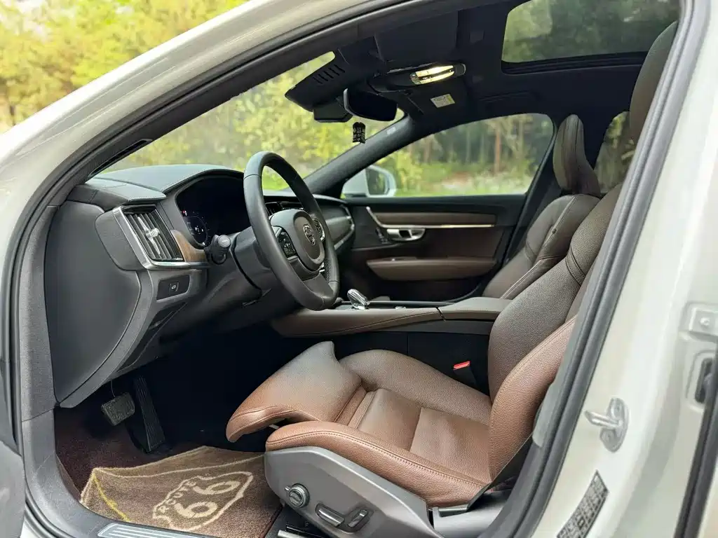 Volvo S90 B5 Smart Vision Luxury