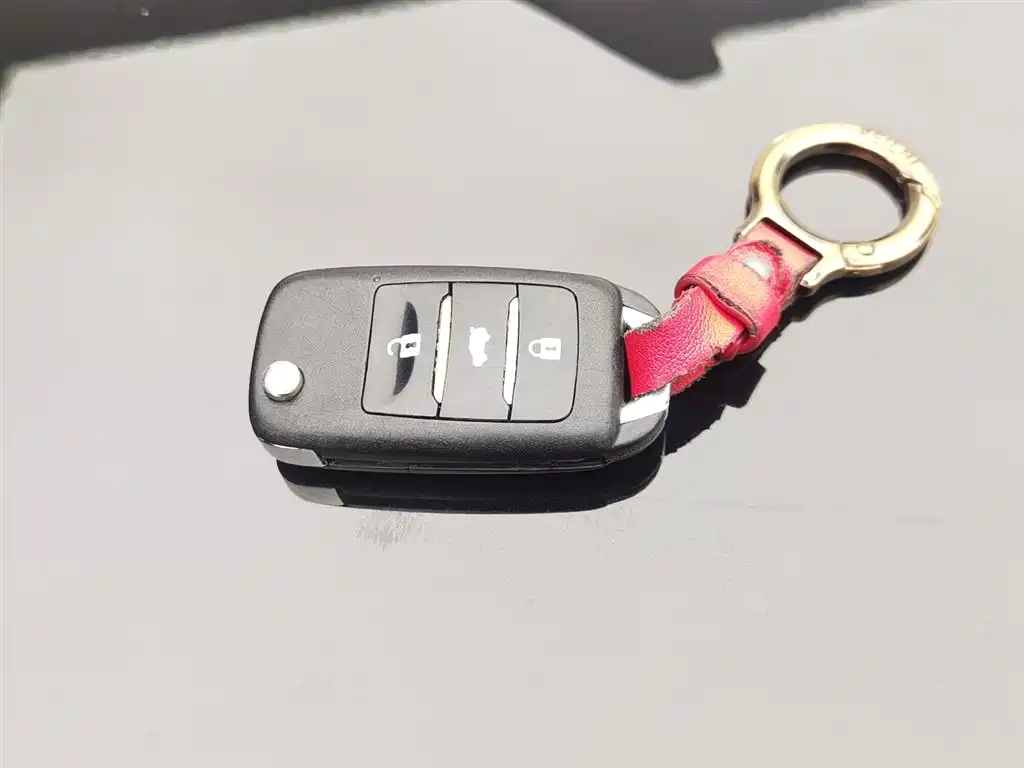 Changan CS75 2.0 L Manual Luxury CN-IV