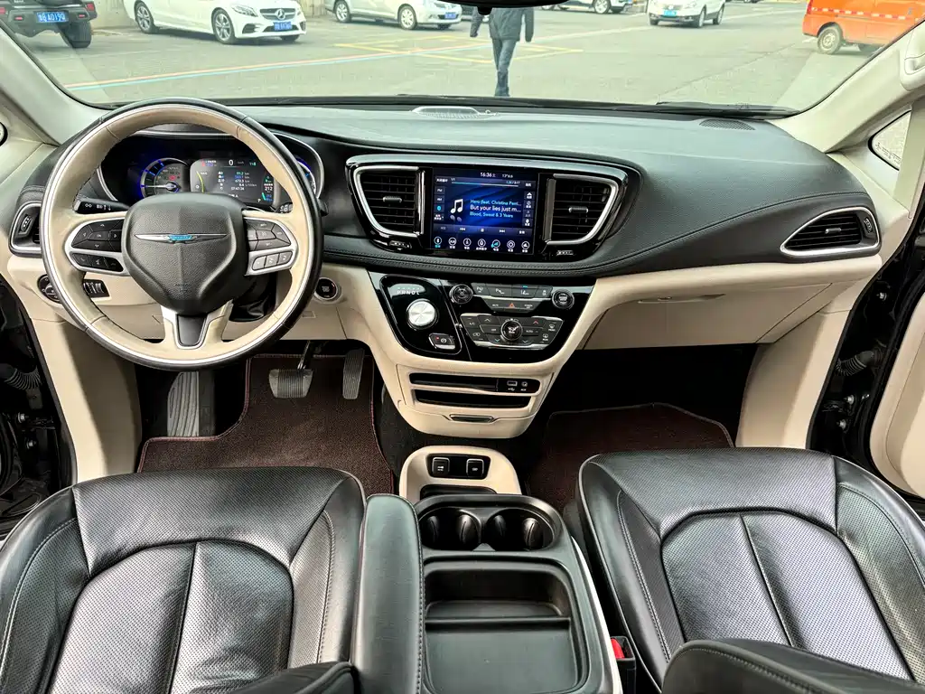 Pacifica PHEV (Import) 3.6 L PHEV
