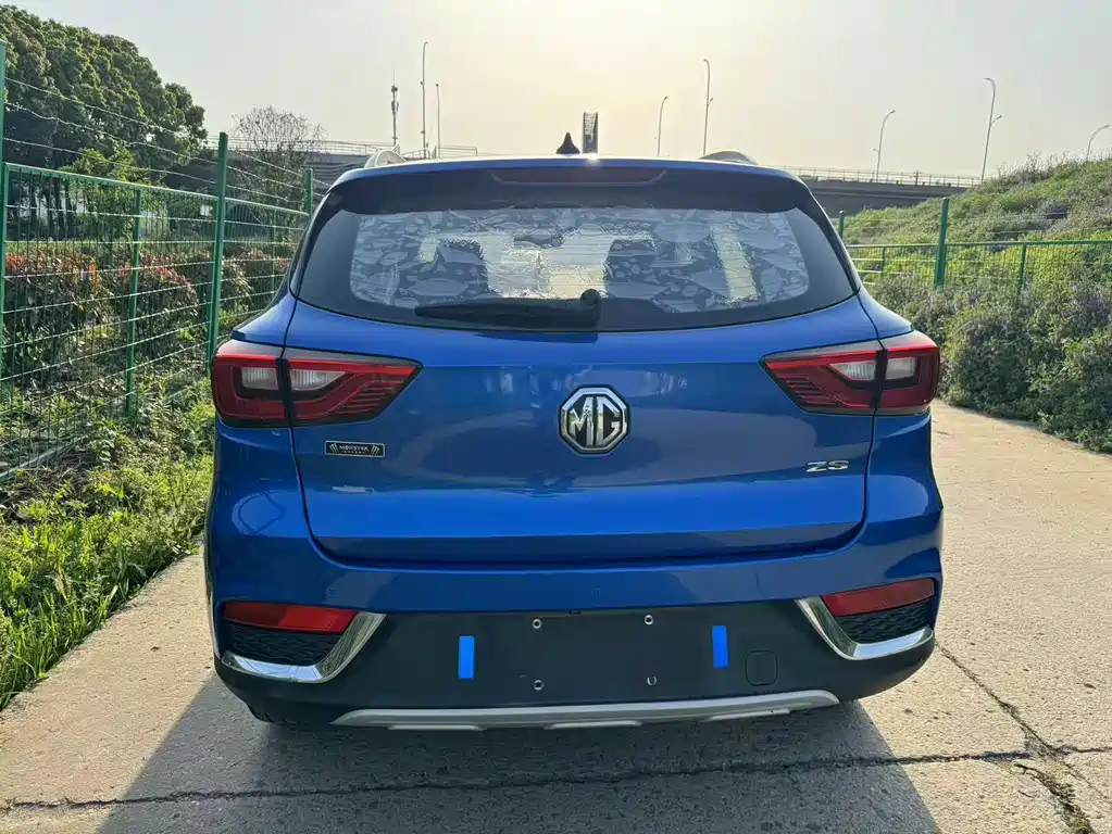 MG ZS 1.5 L Auto Premium Internet CN-V
