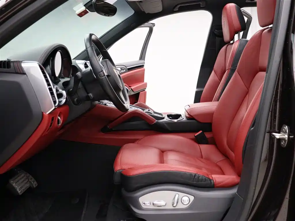Cayenne Cayenne Platinum Edition 3.0 T