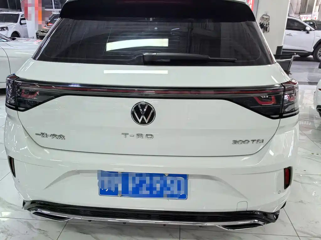 T-ROC 300 TSI DSG 2 WD Starlight