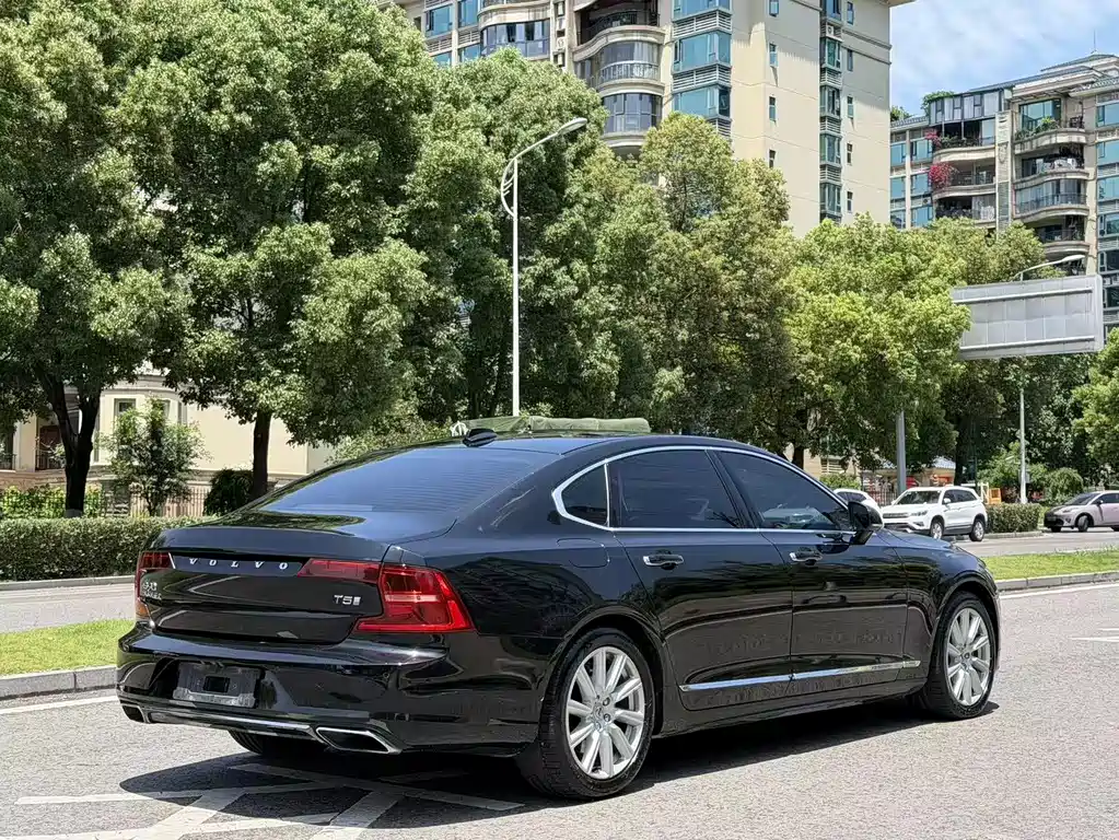Volvo S90 T5 Smart Vision Luxury