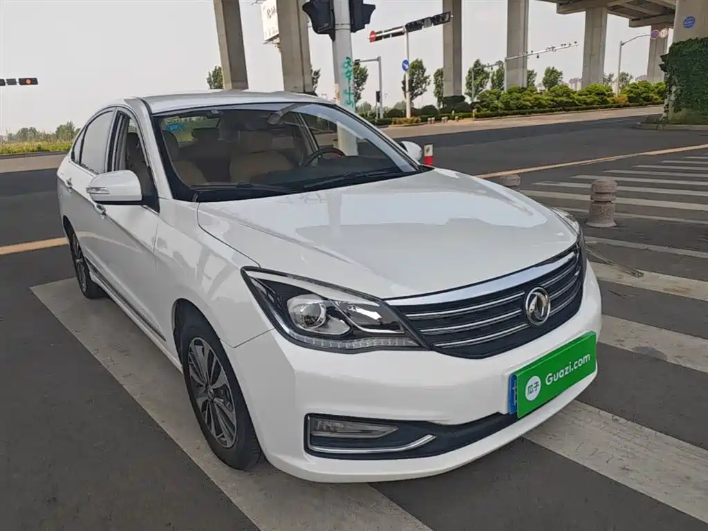 Dongfeng Fengshen A60 东风风神A60 2016款 1.5 L 手动豪华型