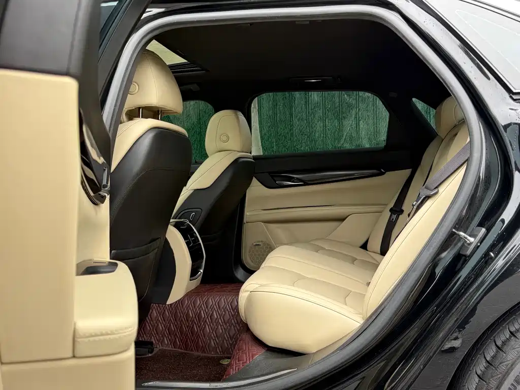 Cadillac CT6 28 T Fashion