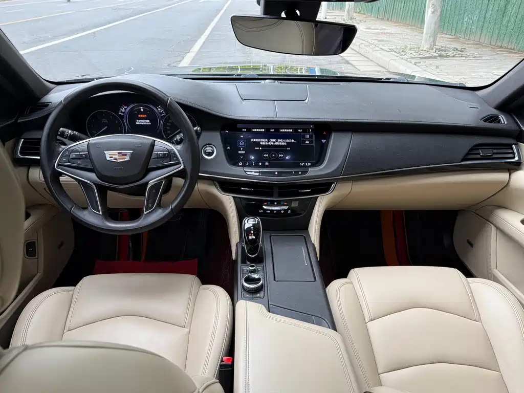Cadillac CT6 28 T Fashion