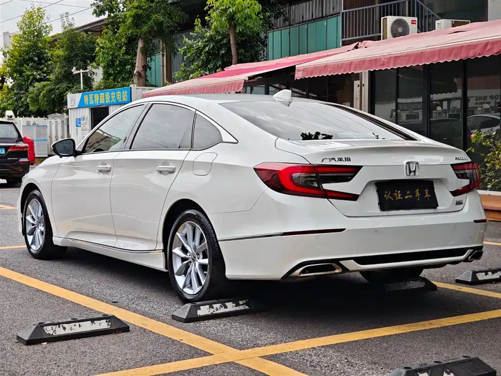 Accord 260 TURBO Luxury