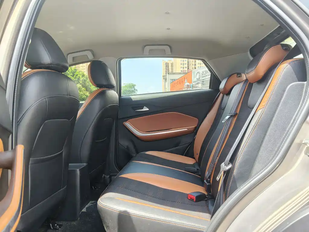 Tiggo 3 x 1.5 L Auto Fashion