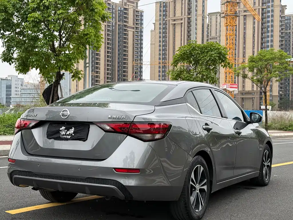 Sylphy 1.6 L XL CVT Smart Enjoyment