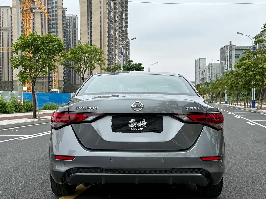 Sylphy 1.6 L XL CVT Smart Enjoyment