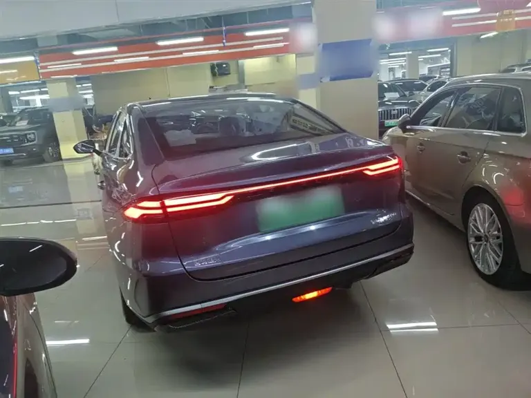 Geely Galaxy Xingyao 6 125 km Freedom