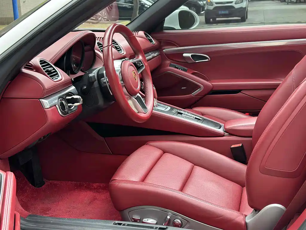 Porsche 718 Boxster T 2.0 T