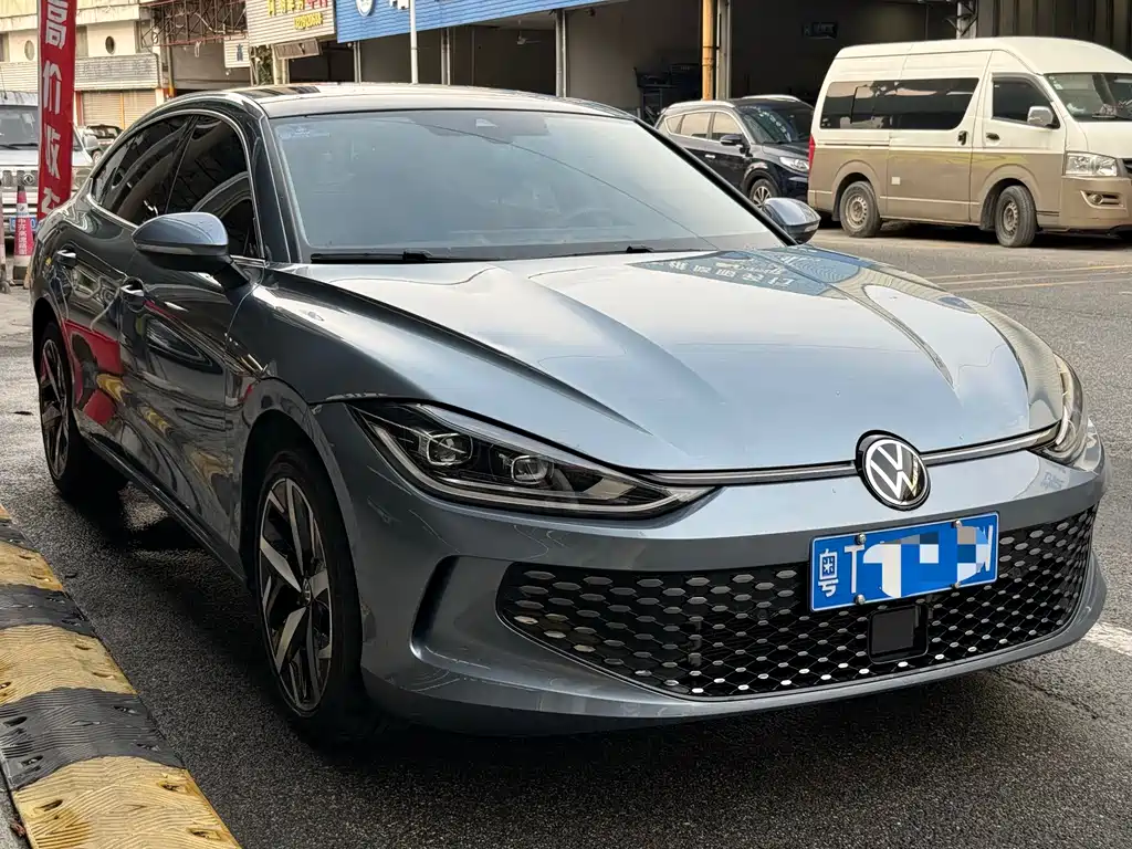 Lamando Lamando L 280 TSI DSG Spicy Cool