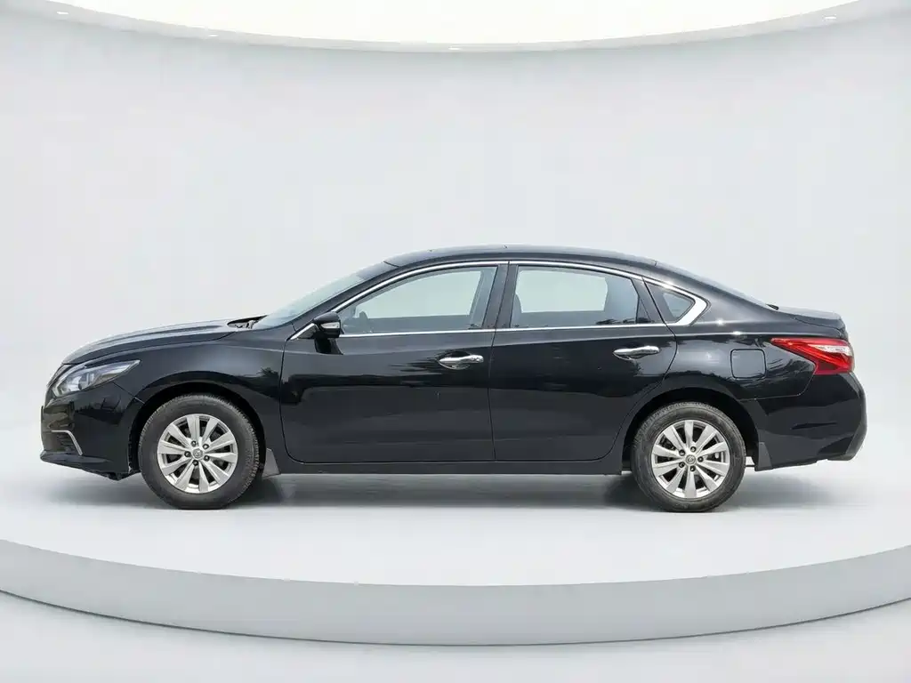 Teana Facelift 2.0 L XL Comfort